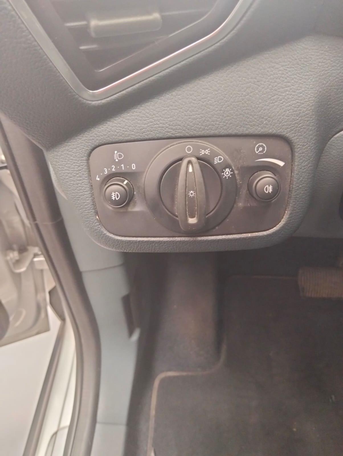 Ford C-Max 2.0 TDCi 115CV Powershift Titanium