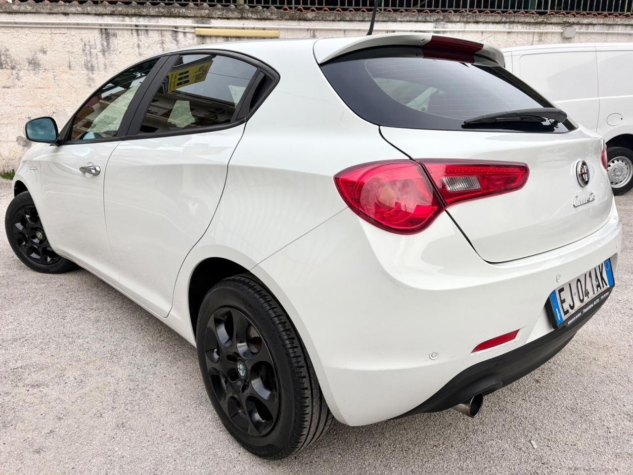 Alfa Romeo Giulietta 1.6 MJT 105cv magnifica