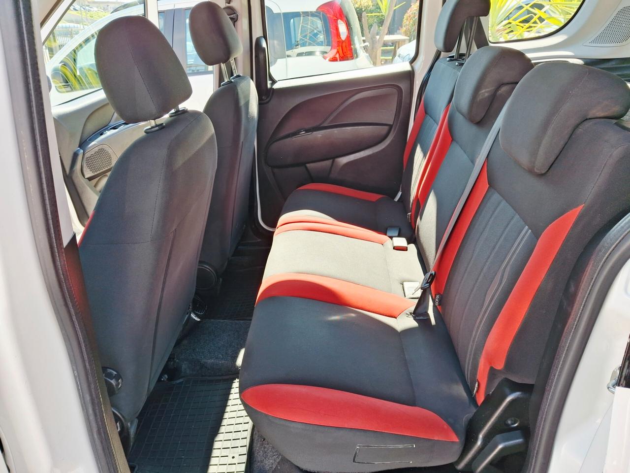 Fiat Doblò 1.6 MJT 16V 120CV Lounge "Autocarro 5Posti