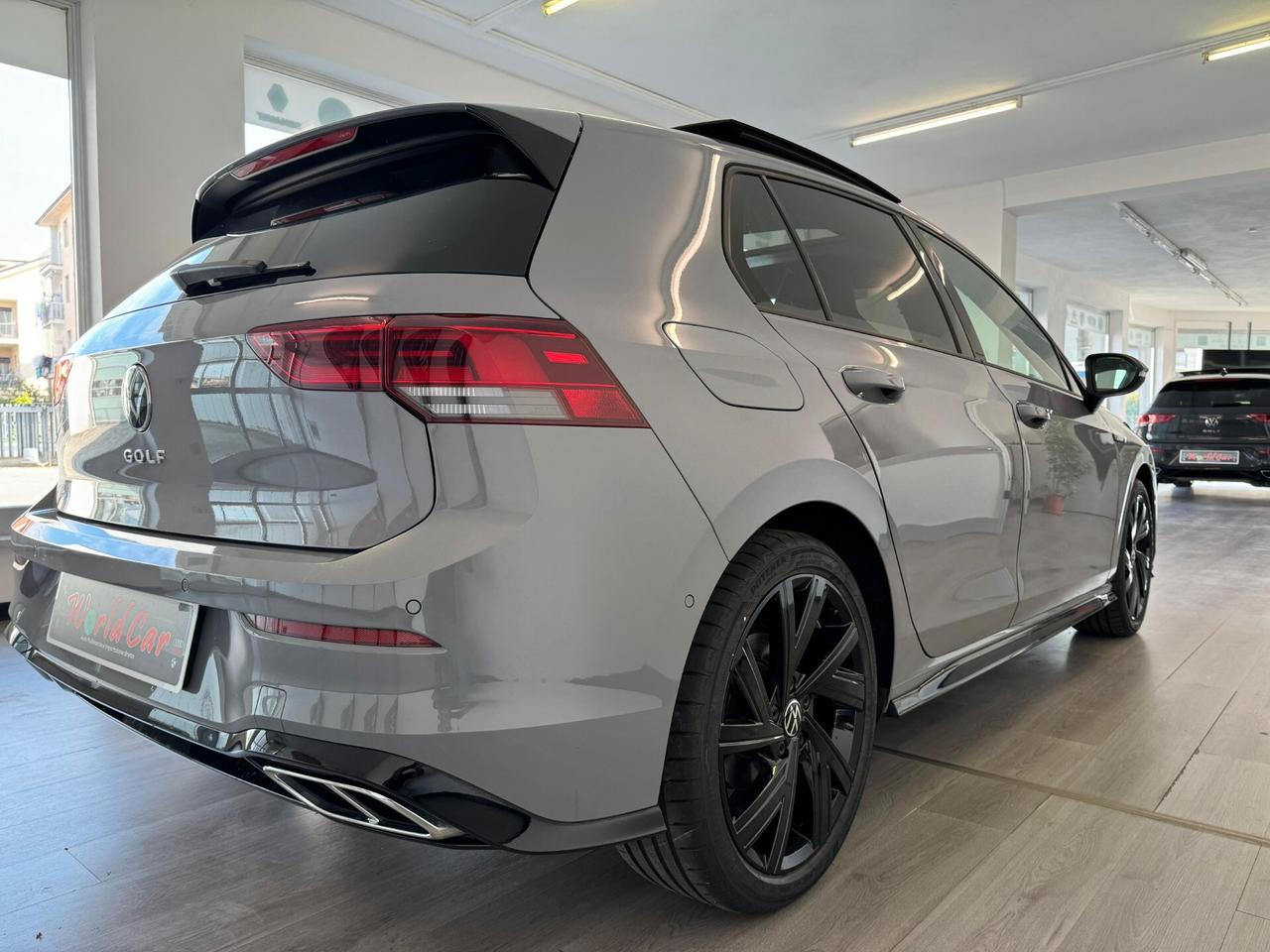 Volkswagen Golf 1.5 TSI EVO ACT R-Line