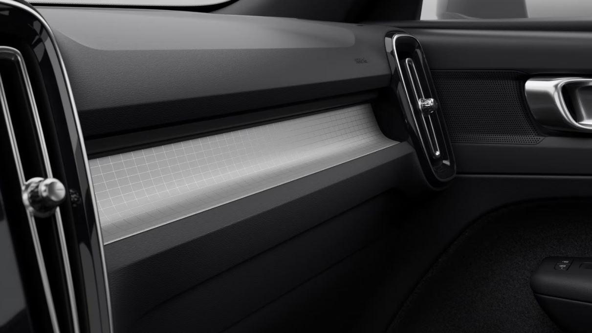 VOLVO Xc40 B3 Mild Hybrid Automatico Plus Dark
