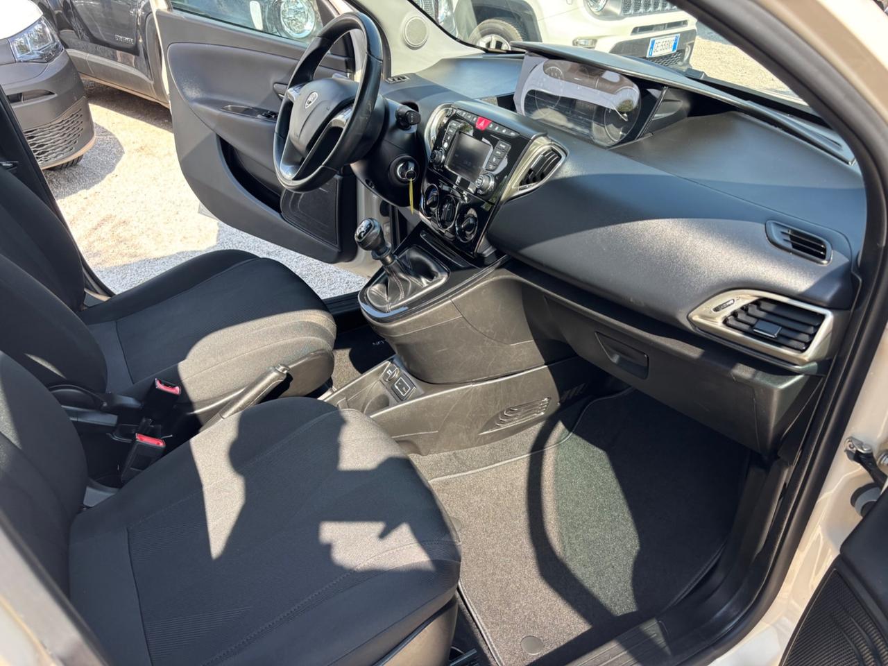 LANCIA YPSILON 1.2 GPL ECOCHIC GOLD 100.000KM