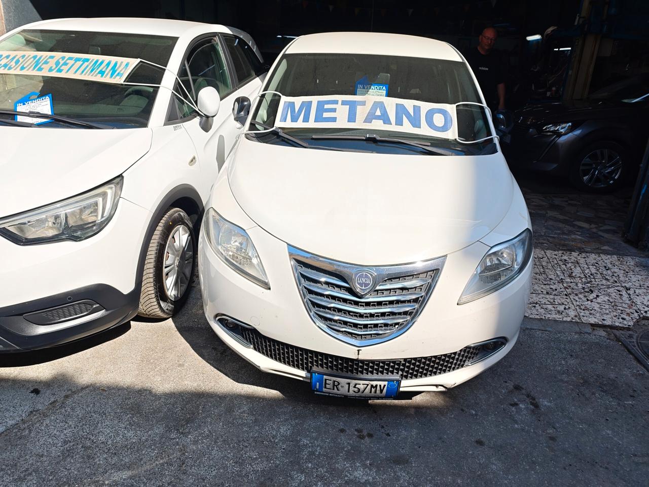 Lancia Ypsilon 0.9 TwinAir 85 CV 5 porte Metano Ecochic Gold