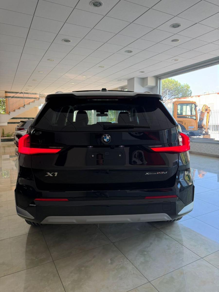BMW - X1 - xDrive 23d xLine