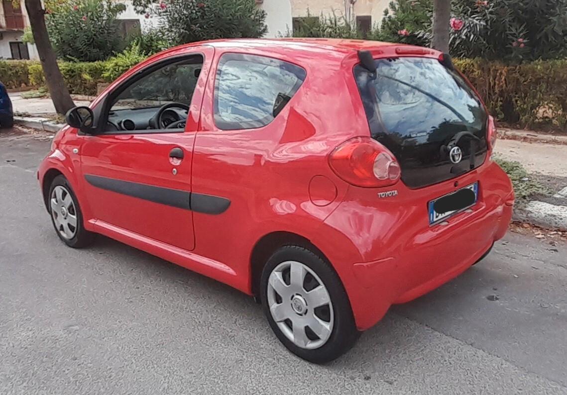 Toyota Aygo 1.0 12V VVT-i 3 porte