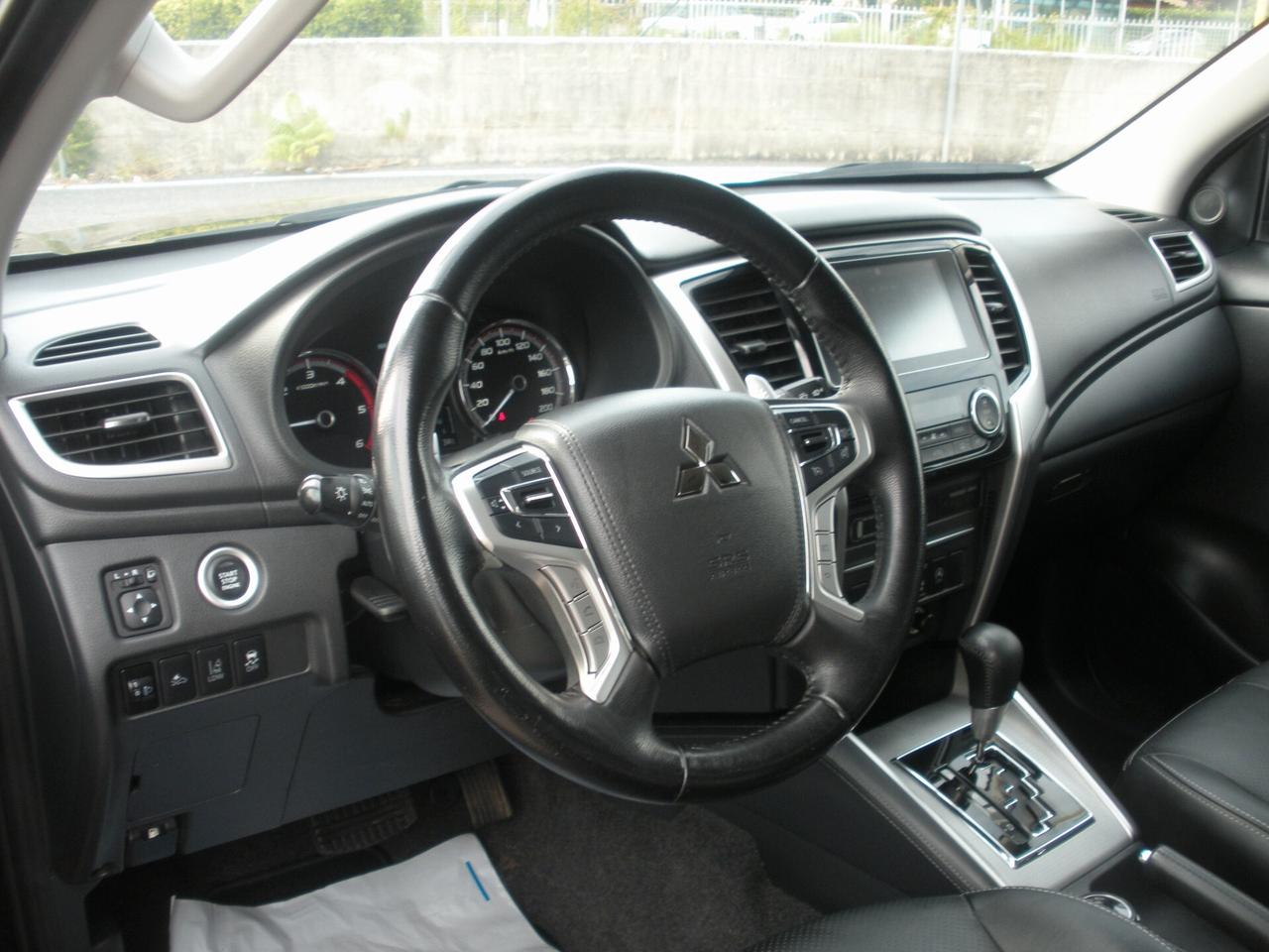 Mitsubishi L200 2.3 D Double Cab 4x4 Super Select Diamond aut.