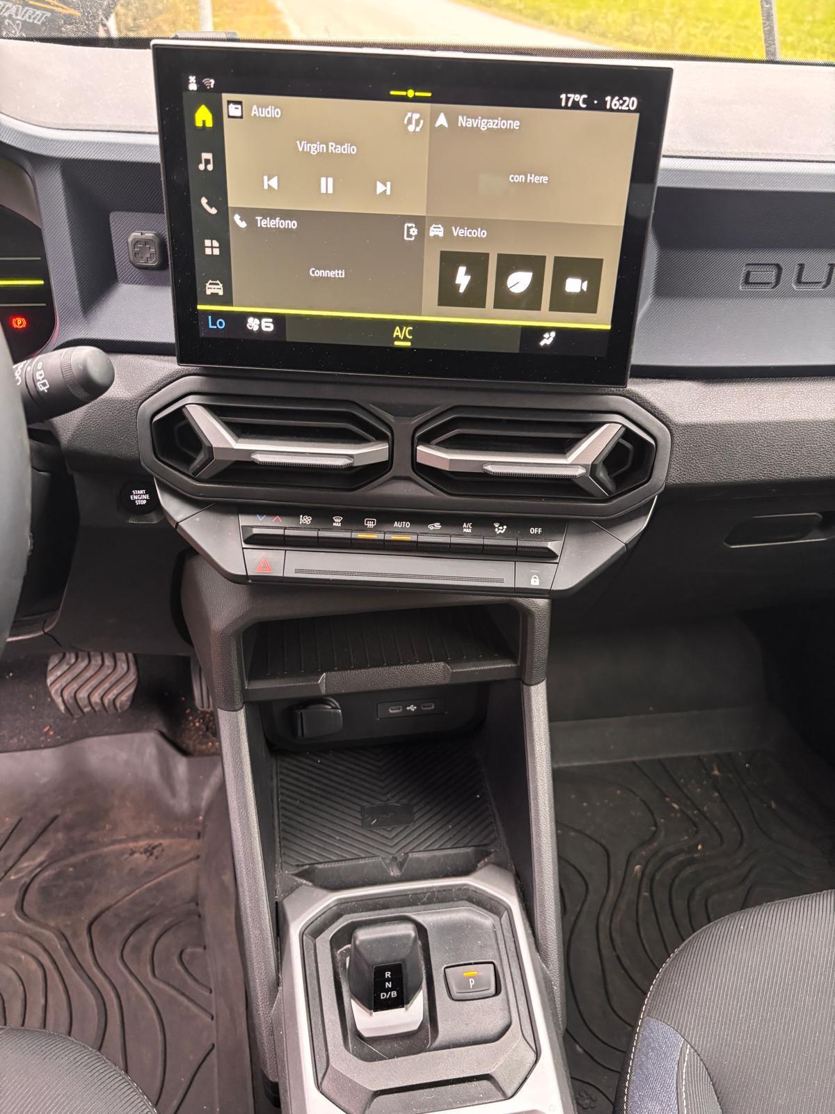 Dacia Duster Hybrid 140 CV Journey