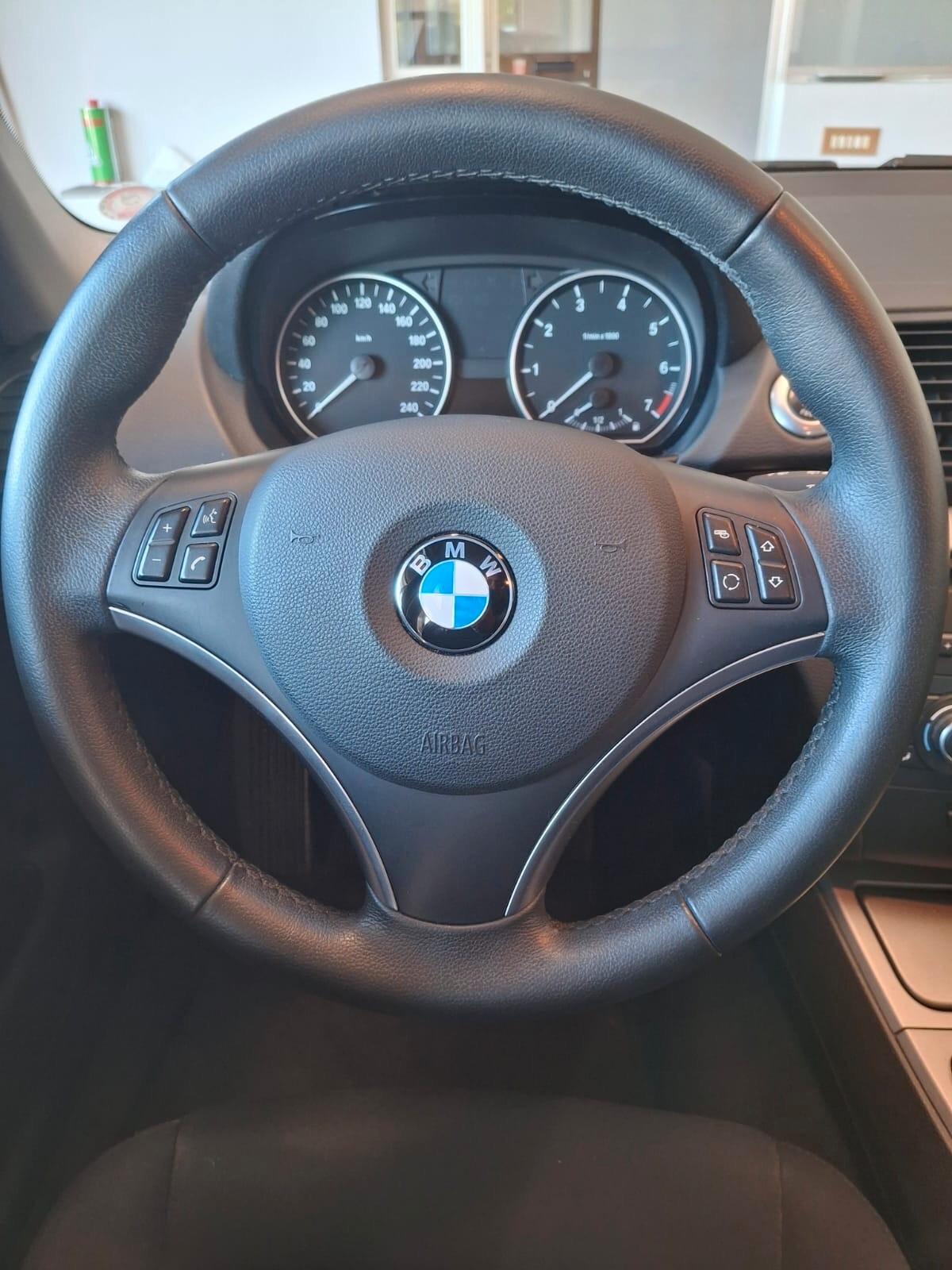 BMW 116 i 5p Eletta 122cv*EURO5