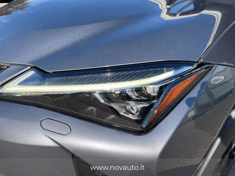 Lexus UX UX Hybrid 4WD F Sport