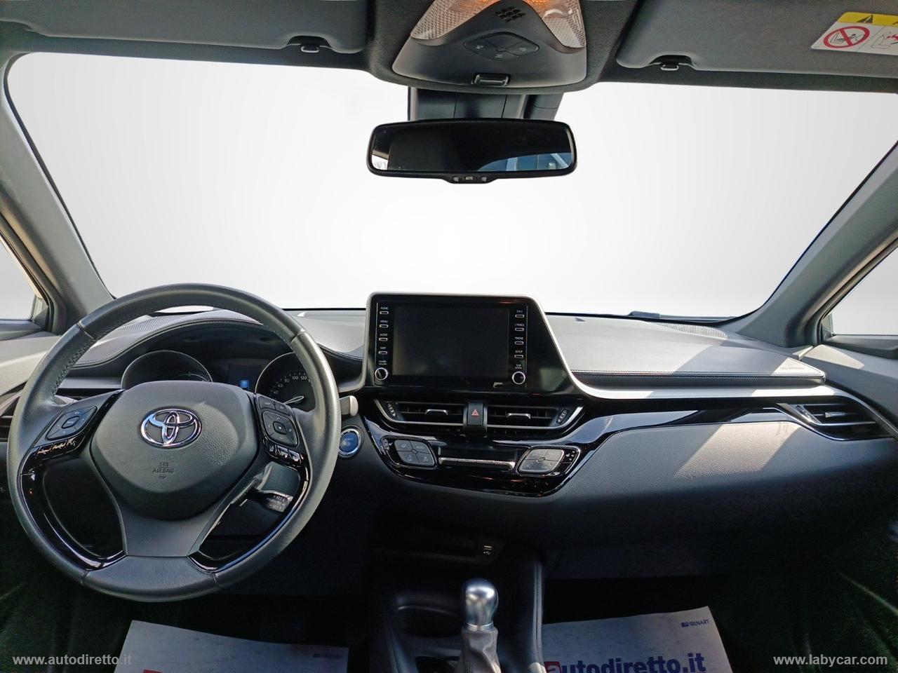 TOYOTA C-HR 1.8 Hybrid E-CVT Business