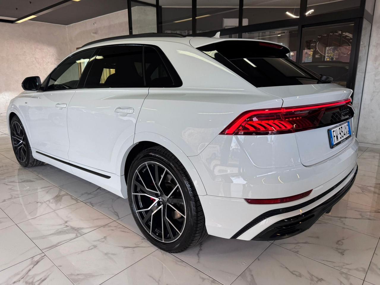 Audi Q8 S-Linex3 Tetto Bang RS 22 Virtual