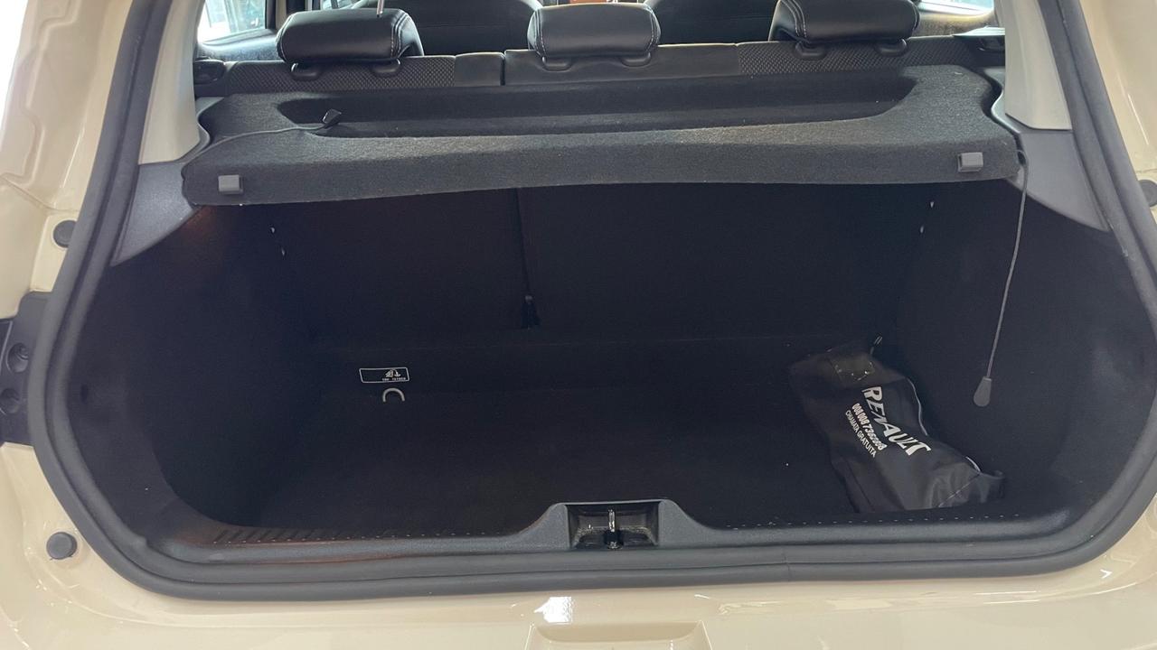 Renault Clio TCe 12V 90 CV Start&Stop 5 porte Energy Duel