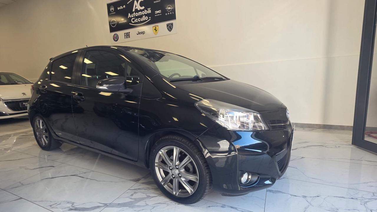 Toyota Yaris 1.4 D-4D 5 porte Lounge