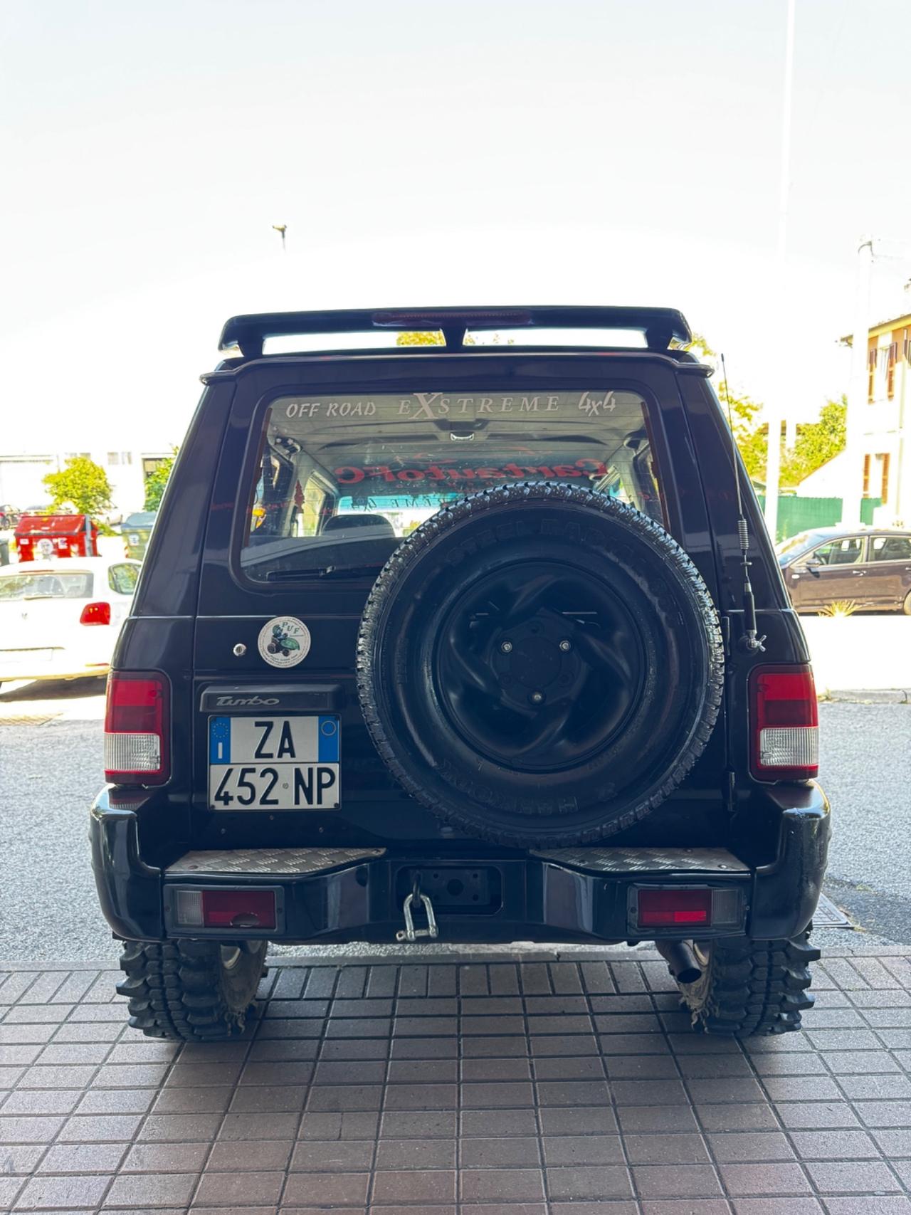 Hyundai Galloper 2.5 TDI Corto