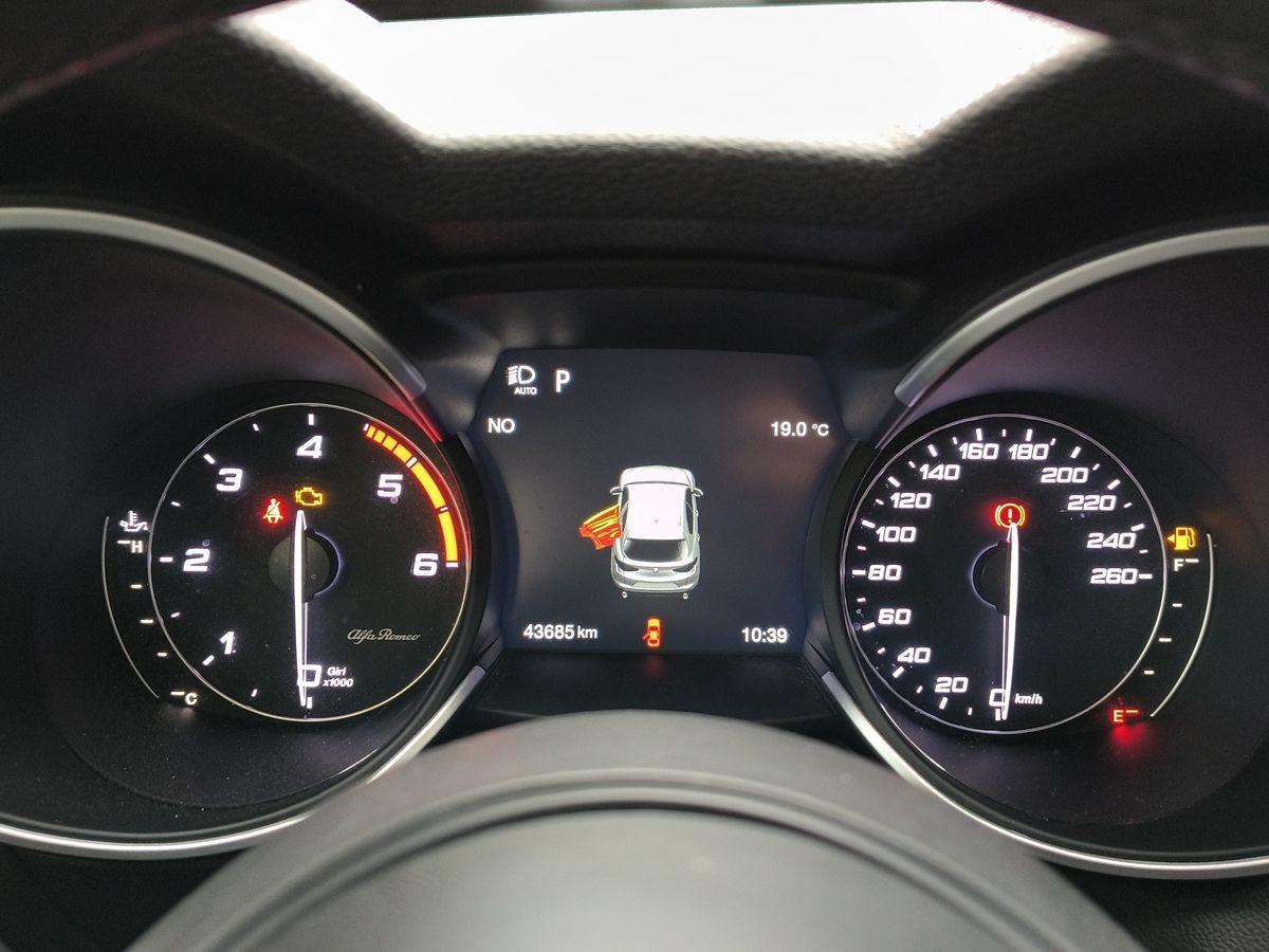 ALFA ROMEO Stelvio 2020 - Stelvio 2.2 t Business Q4 190cv auto