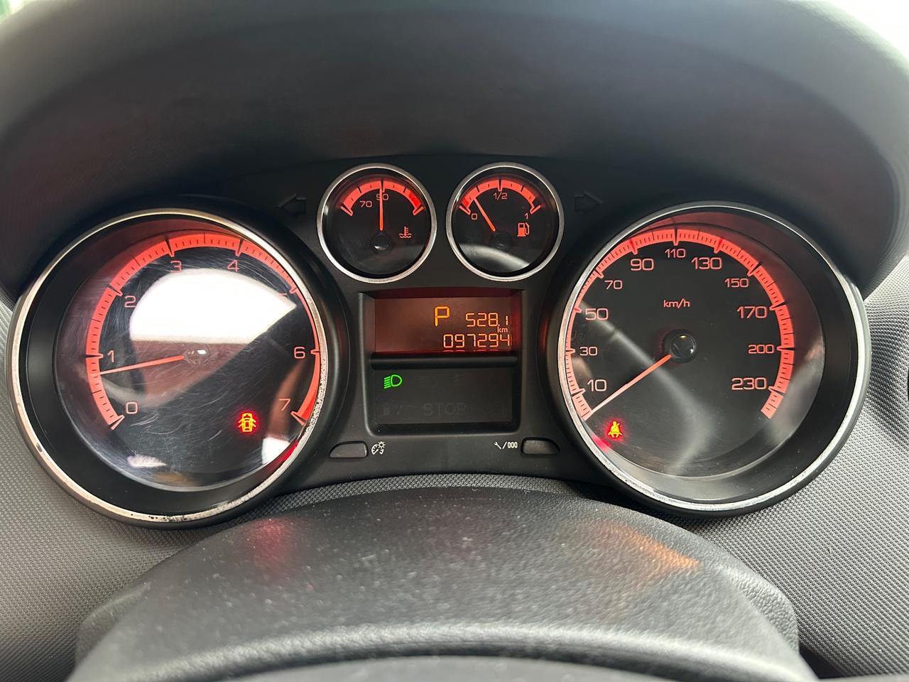 Peugeot 308 1.6 VTi 120CV 5p. Premium