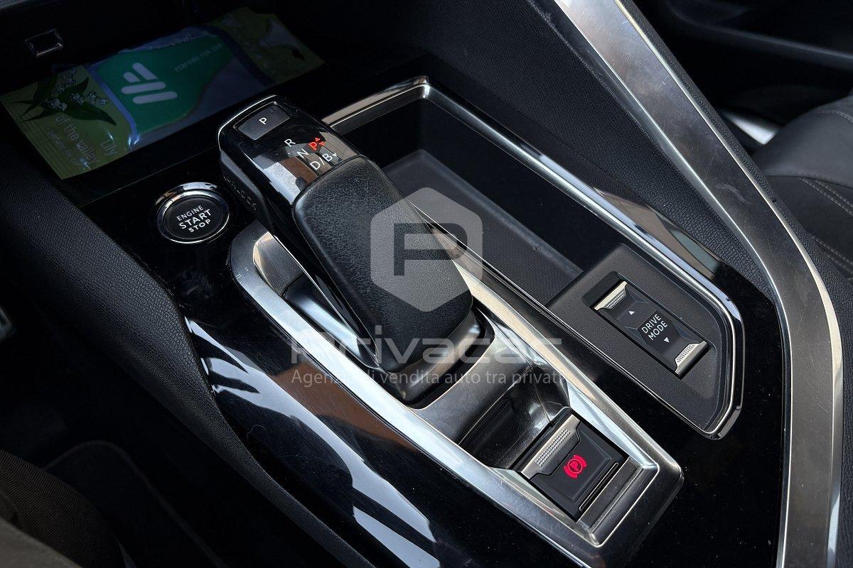 PEUGEOT 3008 Hybrid 225 e-EAT8 GT Pack