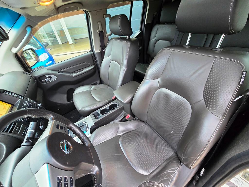 Nissan Navara 3.0 dCi V6 231CV "LE"