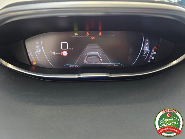 PEUGEOT 3008 PureTech Turbo 130 GT + Tetto