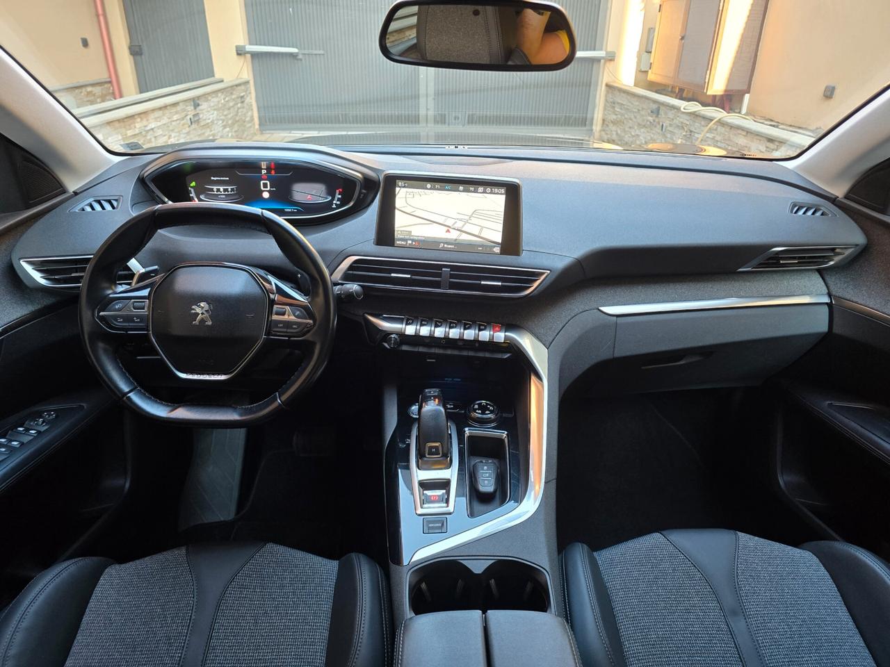Peugeot 3008 BlueHDi 130 S&S EAT8 Allure