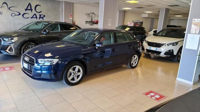 AUDI A3 SPB 1.6 TDI 116 CV Business