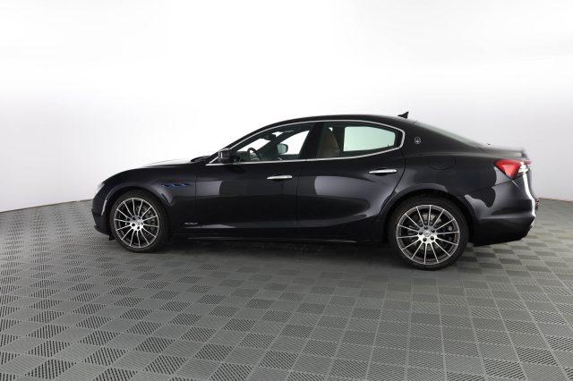 MASERATI Ghibli Ghibli L4 330 CV MHEV Gransport