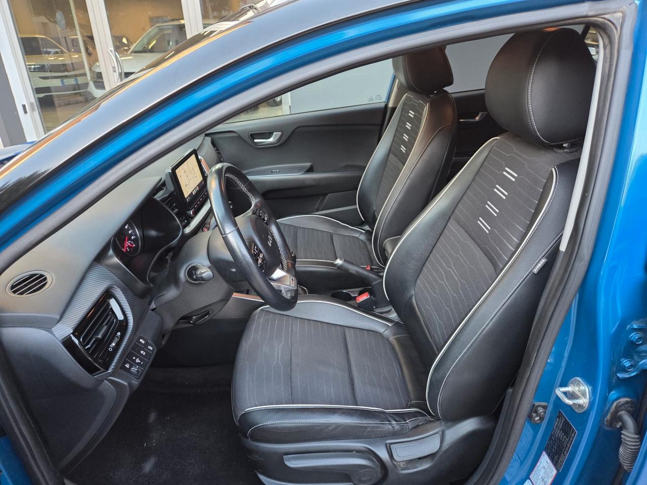 Kia Stonic 1.0 T-GDi 100 CV MHEV iMT GT Line