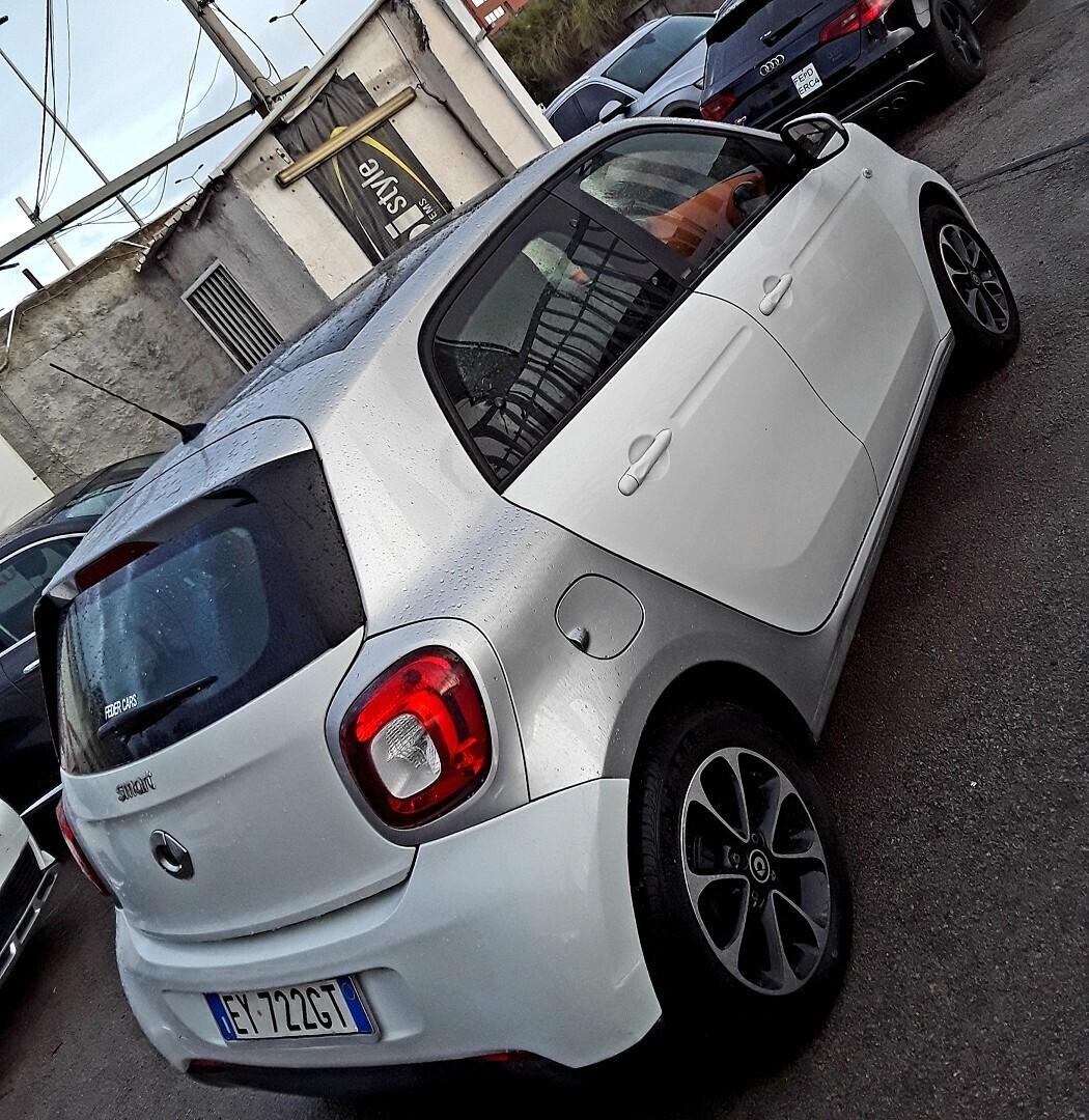 SMART FOUR FOUR 1.0 PASSION