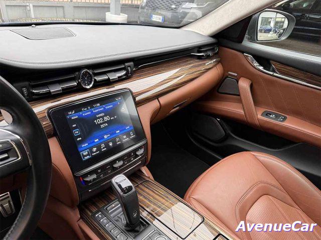 MASERATI Quattroporte Granlusso TETTO APRIBILE TELECAMERA 360 IVA ESP