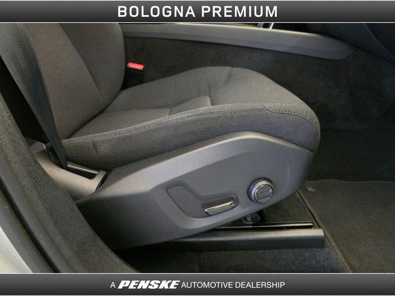 Volvo XC60 XC60 B4 (d) Geartronic Momentum Pro N1 - AUTOCARRO