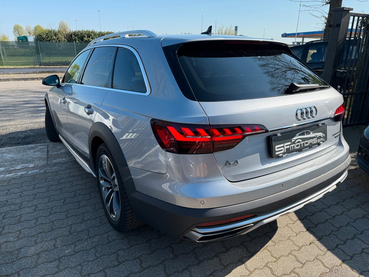 Audi A4 allroad A4 allroad 40 TDI 204 CV S tronic Identity Contrast