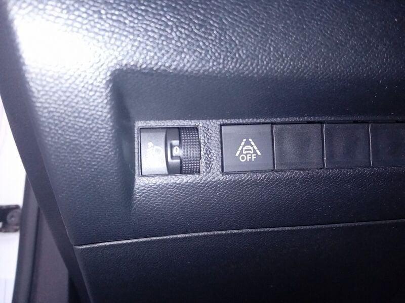 Peugeot 2008 2008 PureTech 100 S&S Active