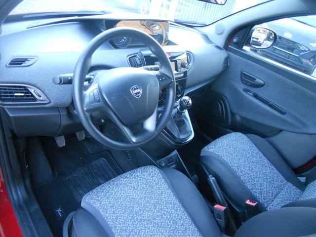 LANCIA Ypsilon 1.0 FireFly 5 porte S&S Hybrid Silver