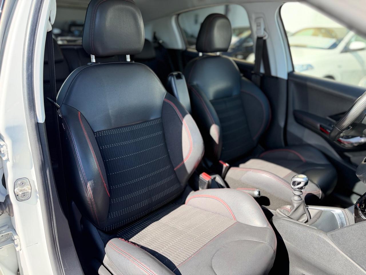 Peugeot 208 BlueHDi 120 S&S 5 porte GT Line PERFETTA