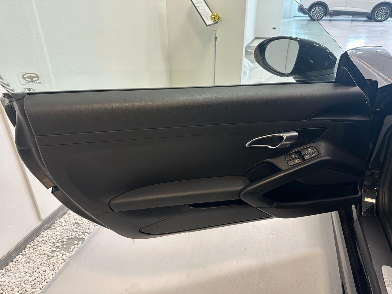 Porsche 718 Cayman 2.0 T MANUALE