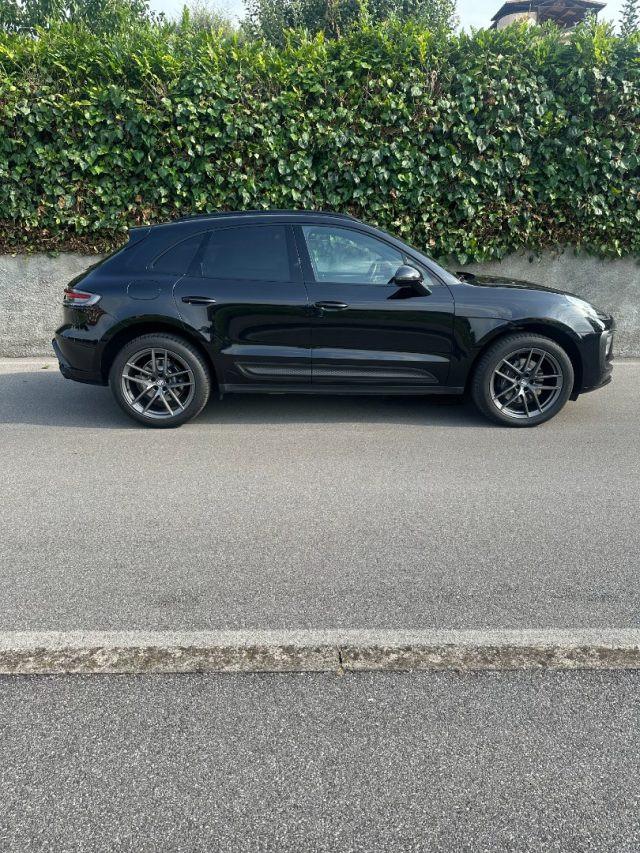 PORSCHE Macan 2.0