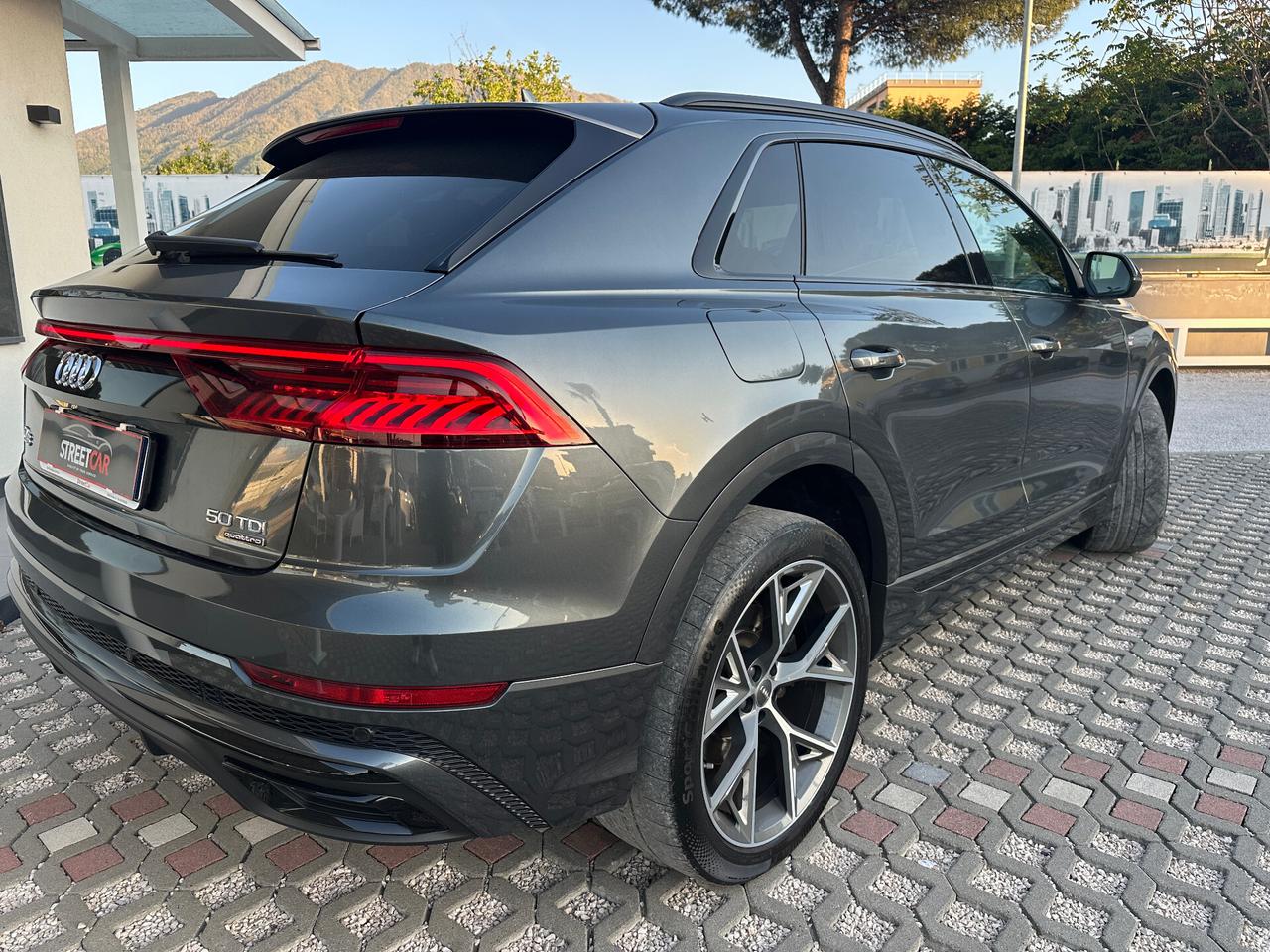Audi Q8 50 TDI 286 CV quattro tiptronic Sport