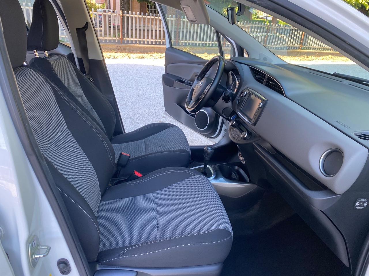 Toyota Yaris 1.5 Hybrid 5 porte Active NEOPATENTATI!!!
