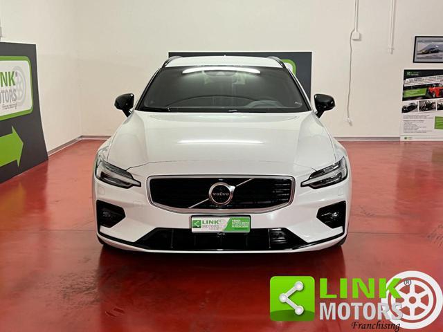 VOLVO V60 D4 Geartronic R-Design PRENOTATA