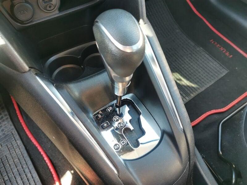 Peugeot 208 PureTech Turbo 110 EAT6 S&S 5 porte GT Line