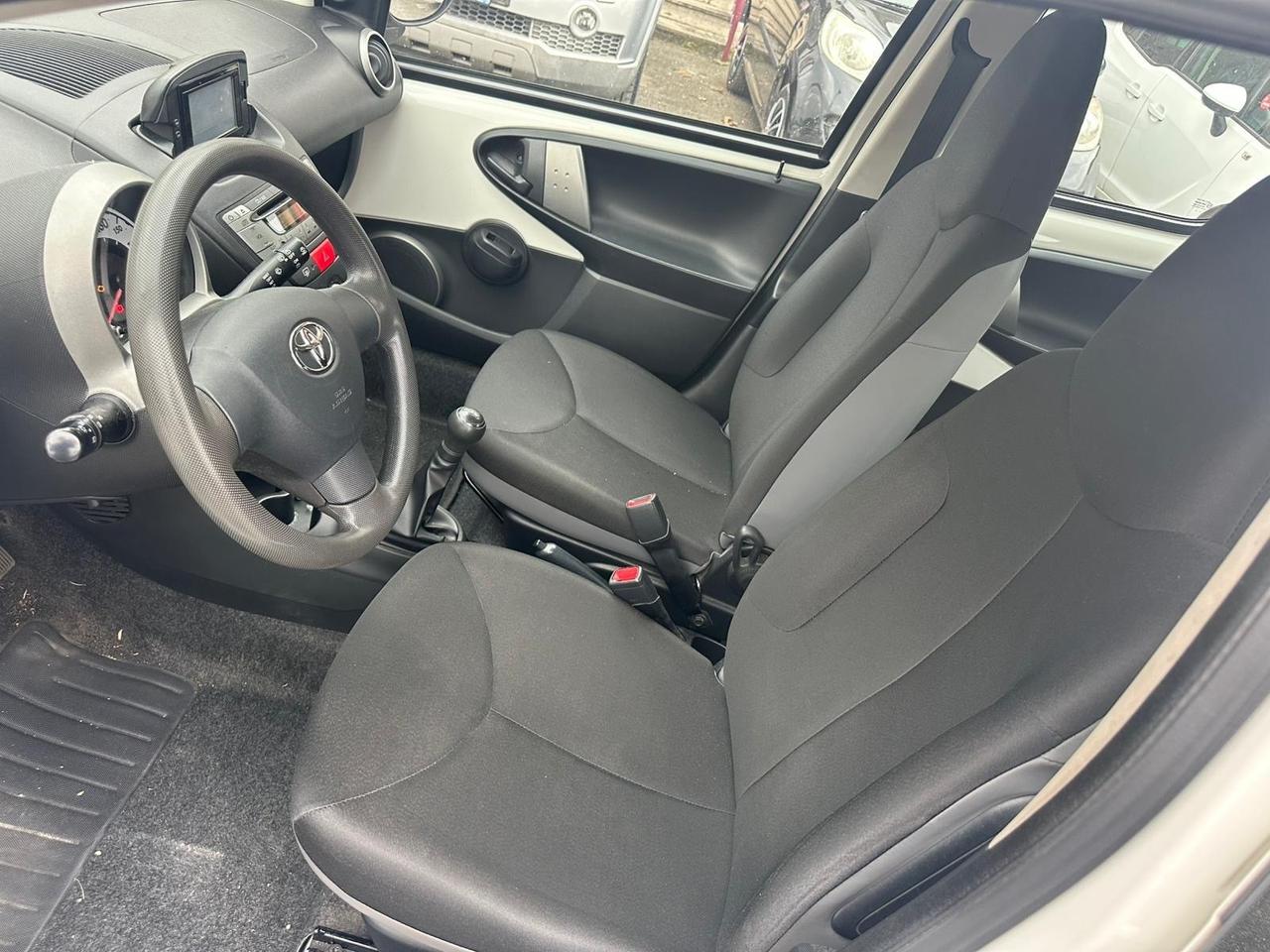 Toyota Aygo 1.0 benzina