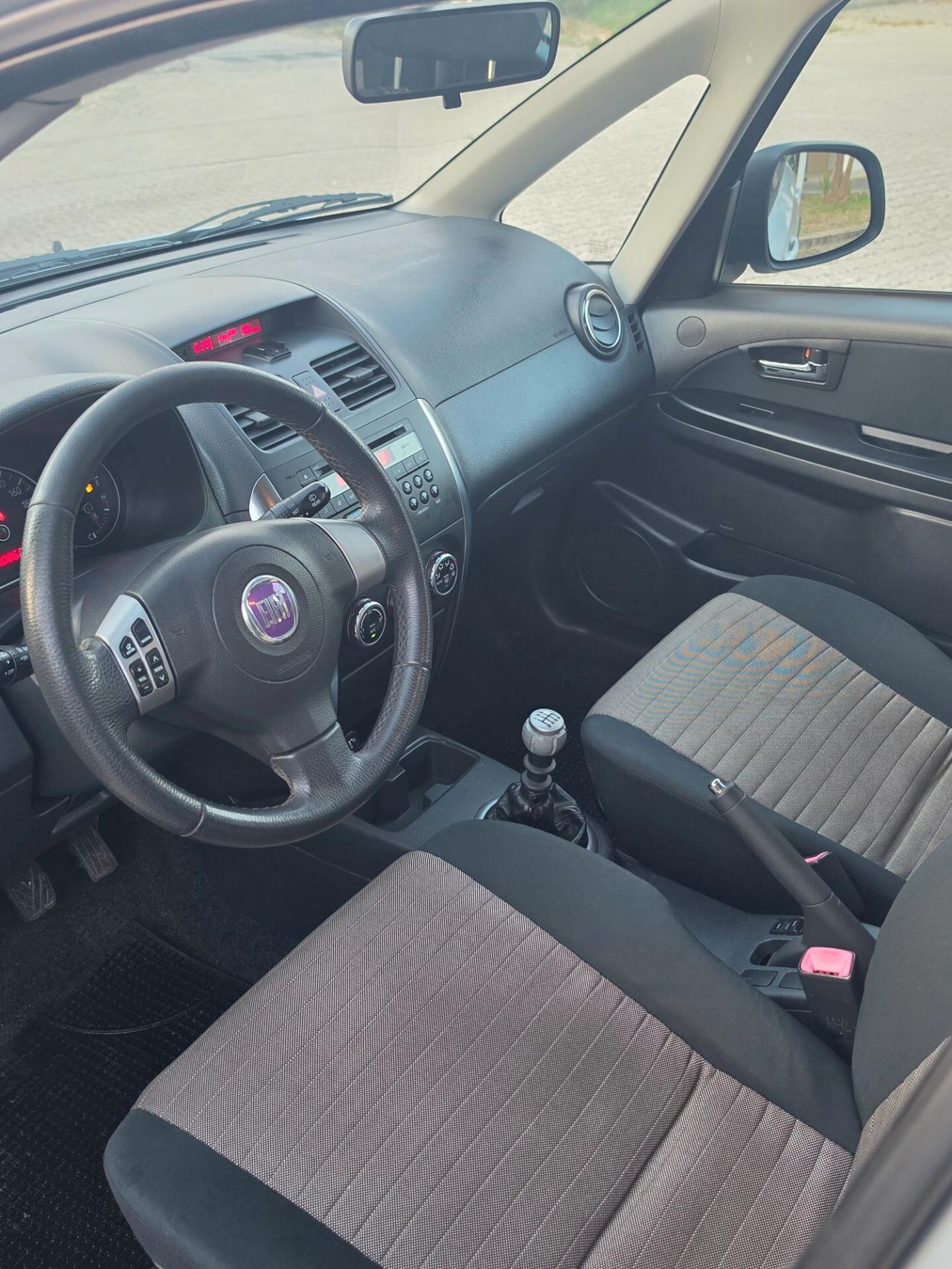 Fiat Sedici 1.9 MJT 4x4 Experience