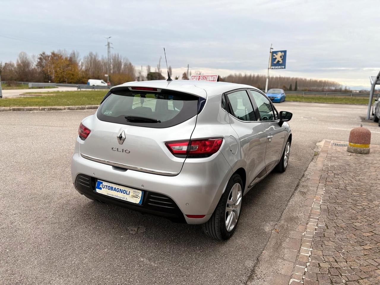 Renault Clio DUEL 1.2 75 CV 5 porte 40000 KM