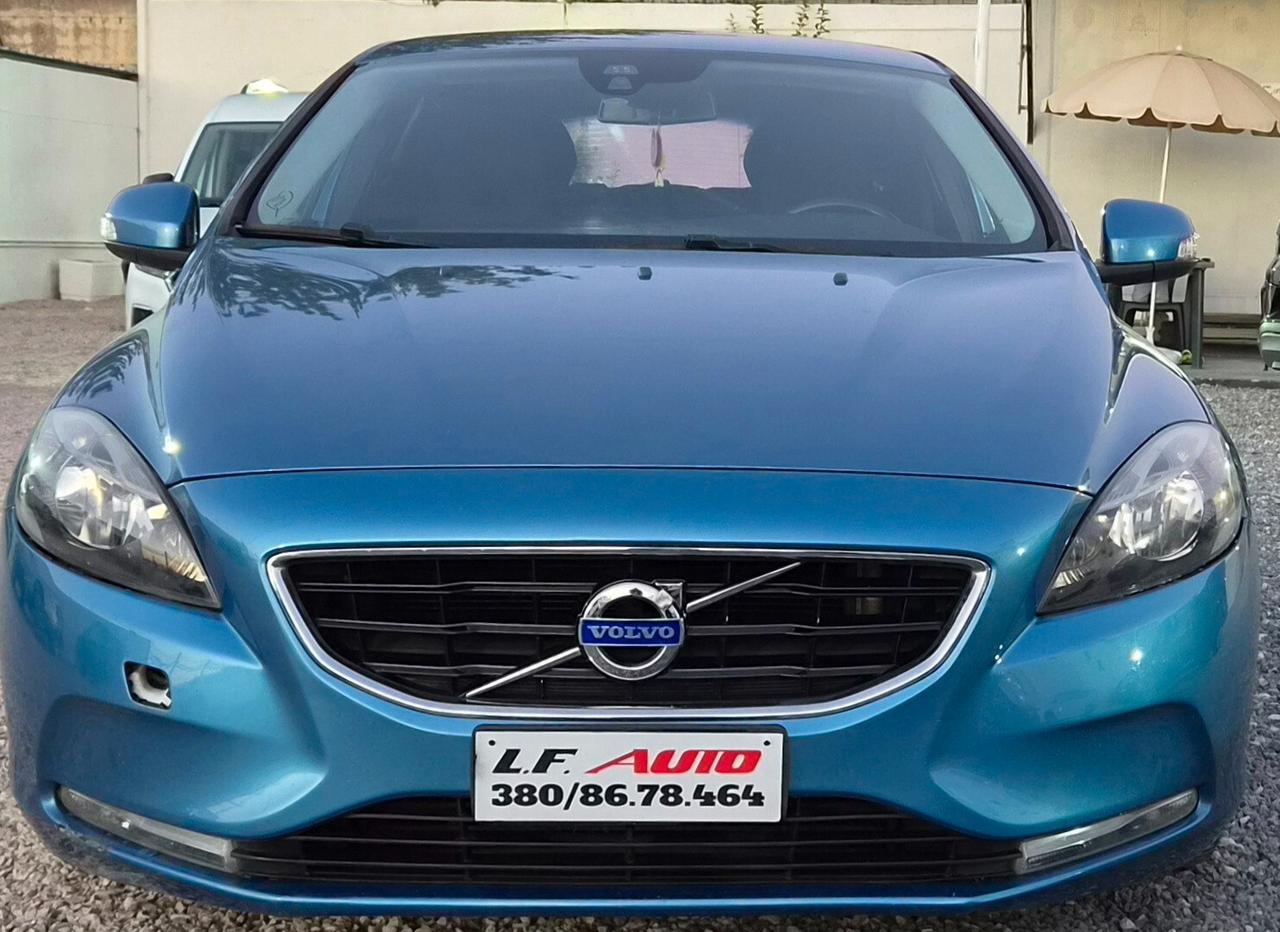 Volvo V40 D2 1.6 Powershift R-design Kinetic