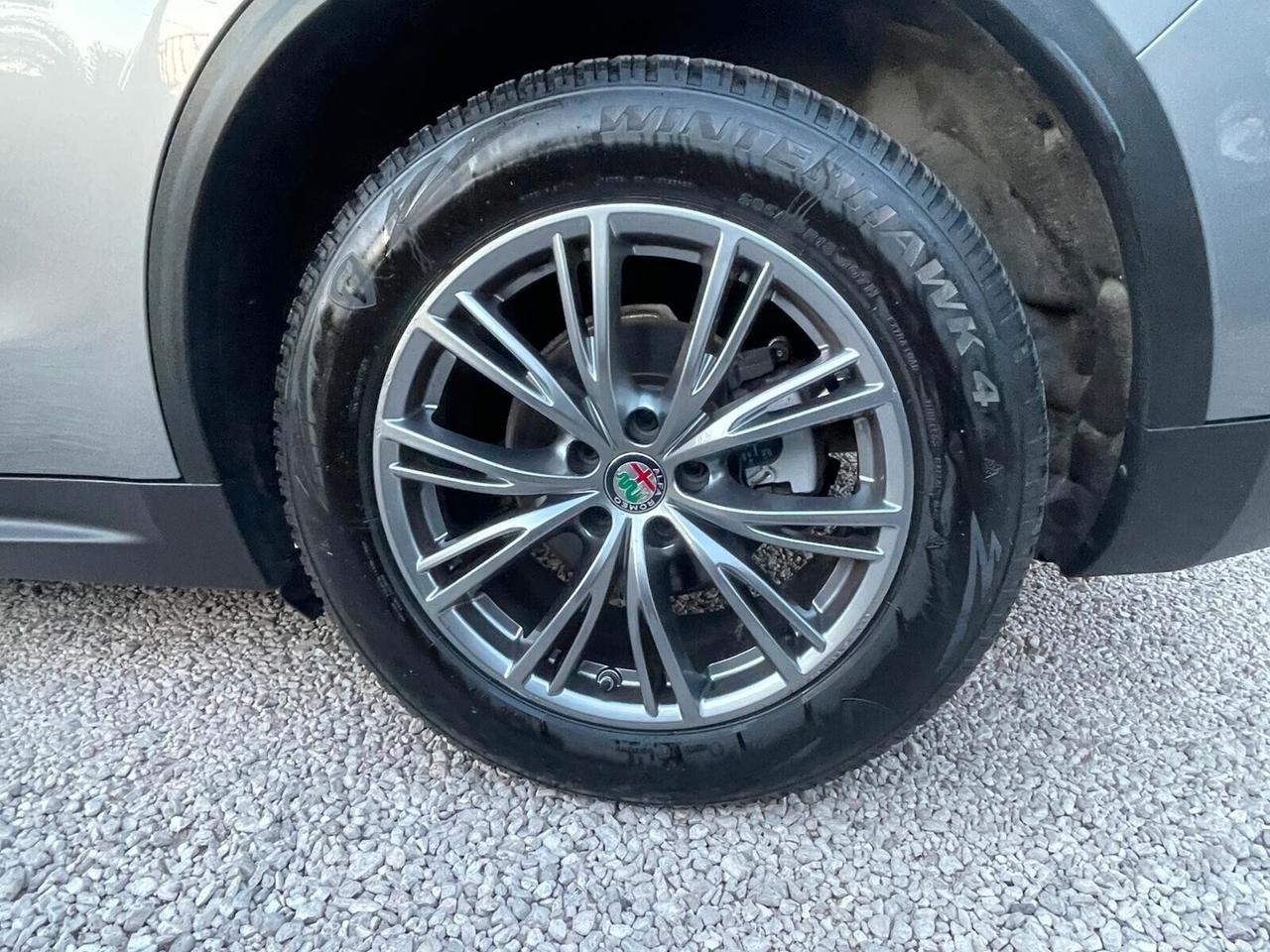 Alfa Romeo Stelvio 2.2 Turbodiesel 160 CV AT8 RWD Business