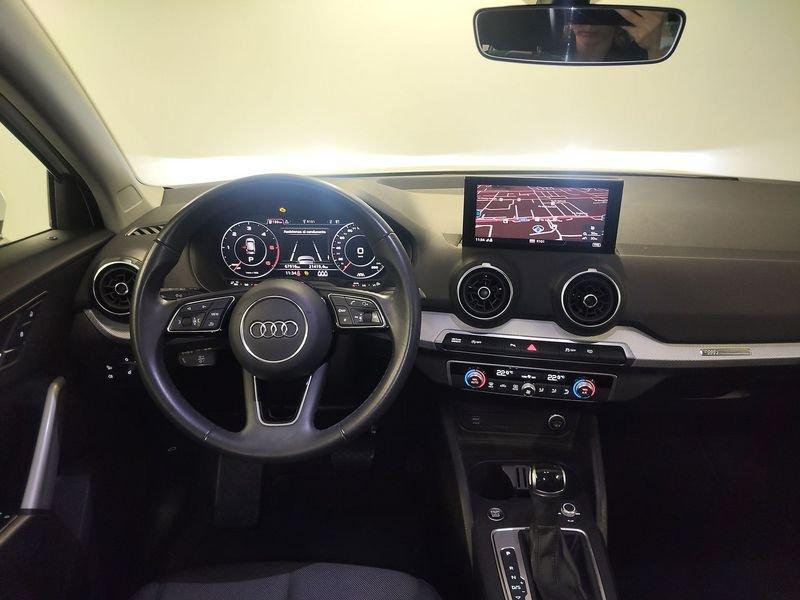 Audi Q2 Q2 35 2.0 tdi Identity Black s-tronic