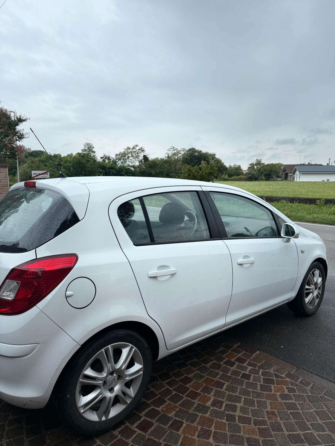 Opel Corsa 1.3 CDTI 75CV ecoFLEX 5 porte Cosmo