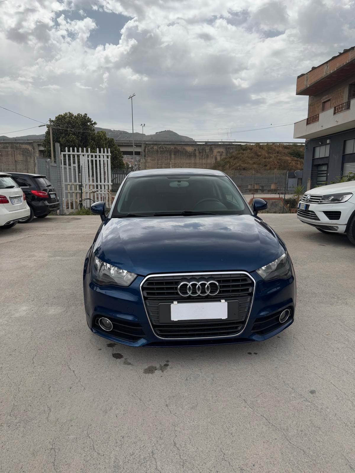 Audi A1 1.6 TDI 105 CV Ambition 2011