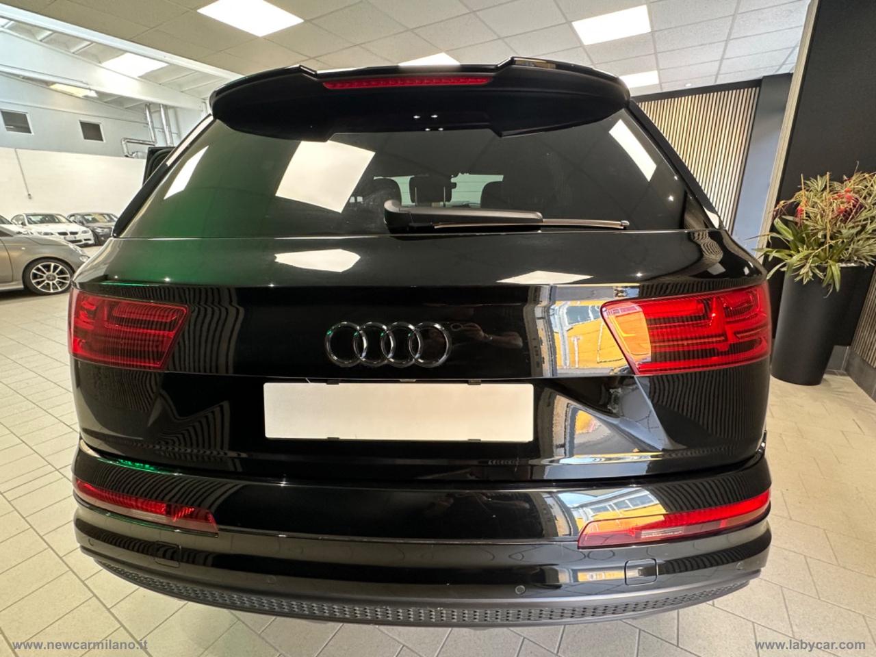 AUDI Q7 3.0 TDI 272 CV quattro tip. Business