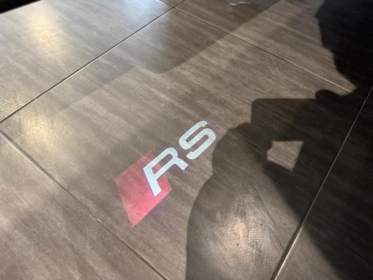 Audi RS Q8 quattro V8 tiptronic